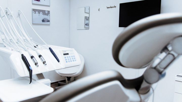 Dentysta potrzebny od zaraz – gdzie udać się z bólem zęba?
