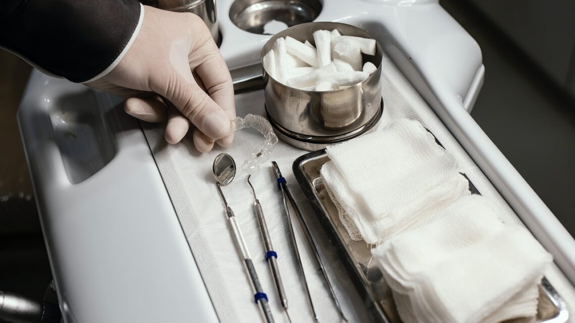 Implanty zębowe dla osób z próchnicą