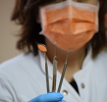 Strach przed dentystą – jak sobie z nim radzić?