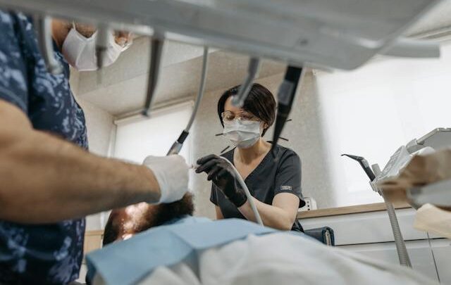 Chirurgia szczękowa – proces stabilizacji kości szczęki