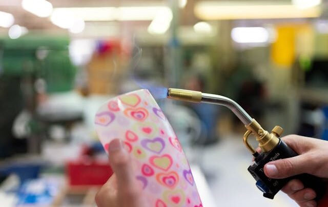 Orteza na opadającą stopę z włókna szklanego – zalety i wady