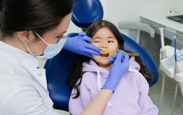 Jak przygotować dziecko do wizyty kontrolnej u dentysty?