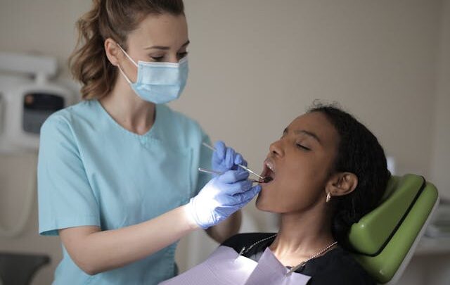 Diagnostyka paradontozy – jakie badania wykonuje dentysta?